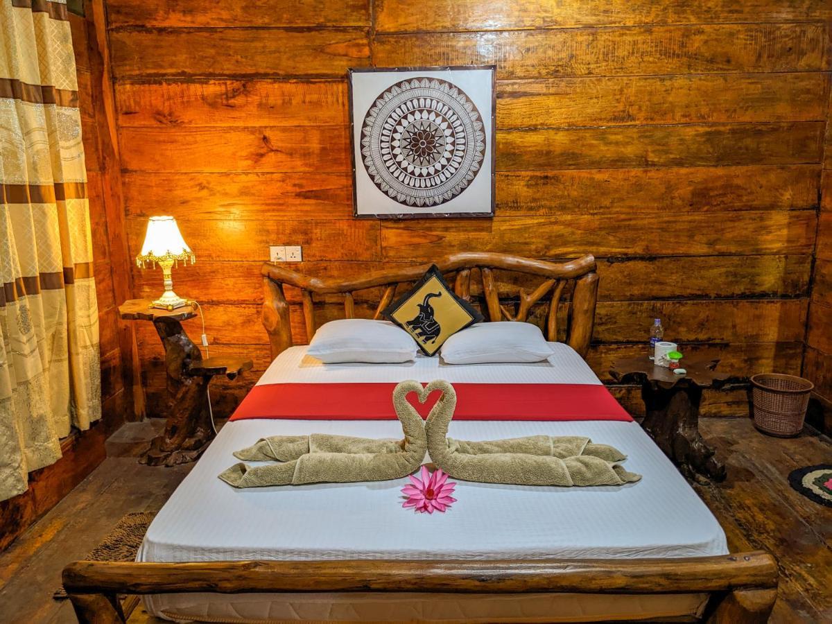 Choona Lodge 'View Of Sigiriya & Pidurangala With Sunrise' Exterior foto
